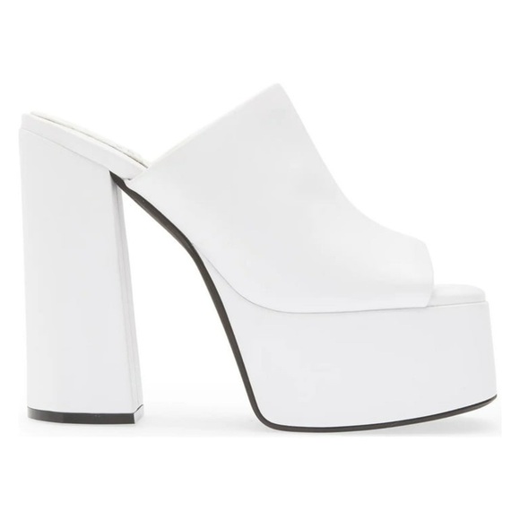 Jeffrey Campbell Luna Love Ivory Patent Leather Platform Mules Sandals Size 9 - Picture 1 of 10